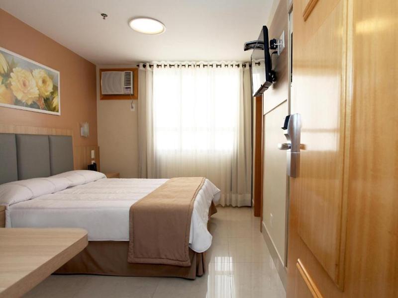 Elegance Praia Hotel Quarto Superior Elegance Praia Hotel Quarto Superior